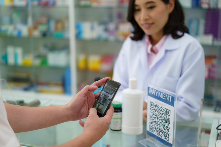 Phygital Healthcare Experiences? What Hospitals Can Learn from Retail’s CX Standards